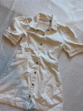 White Button-Front Short Sleeve Dress